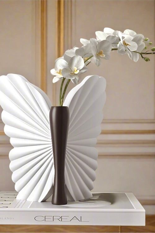 گلدان پروانه کدکالا ۱۸۵۶